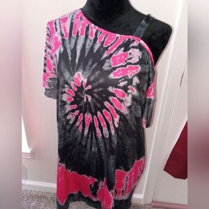 🆕 New Women's 1XL Tie Dye Cold Shoulder Plus Size Short Sleeve Shirt
